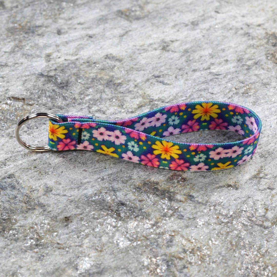 Floral Keychain Wristlet – Bright, Stylish Wrist Strap for Keys & Bags