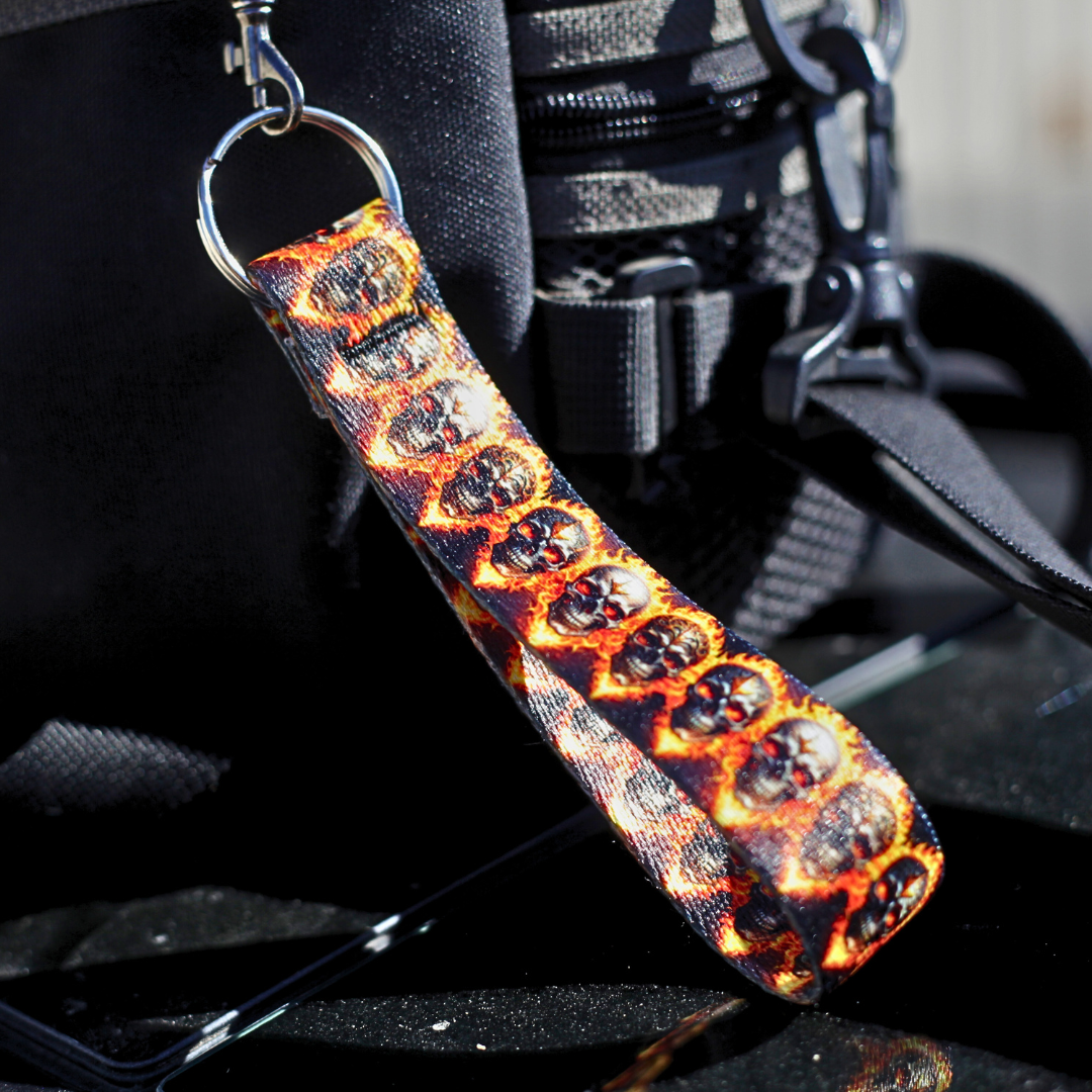 Flaming Skull Keychain Wrist Lanyard – Durable Design for Keys, Backpack, or Purse – Perfect for Biker, Goth & Punk Fashion – Fiery Bag Bling for Everyday Edge