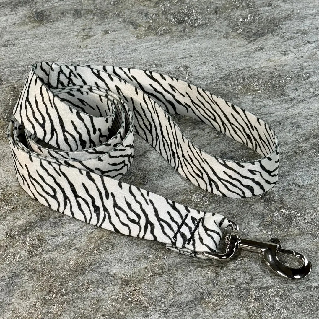Black and White Animal Print Dog Leash