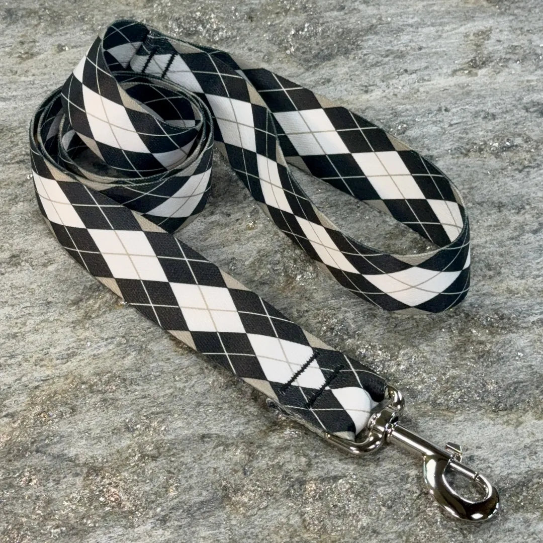 Argyle Pattern Dog Leash