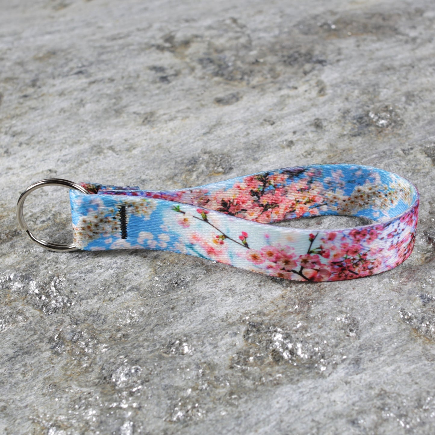 Floral Keychain Wristlet – Bright, Stylish Wrist Strap for Keys & Bags