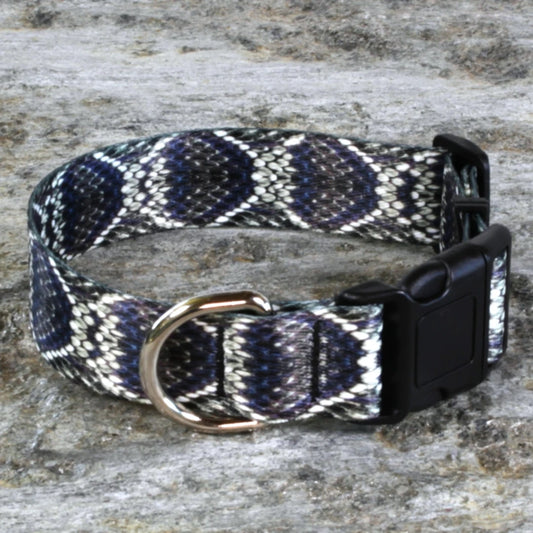 Diamondback Gray Dog Collar – Snakeskin Diamond Pattern
