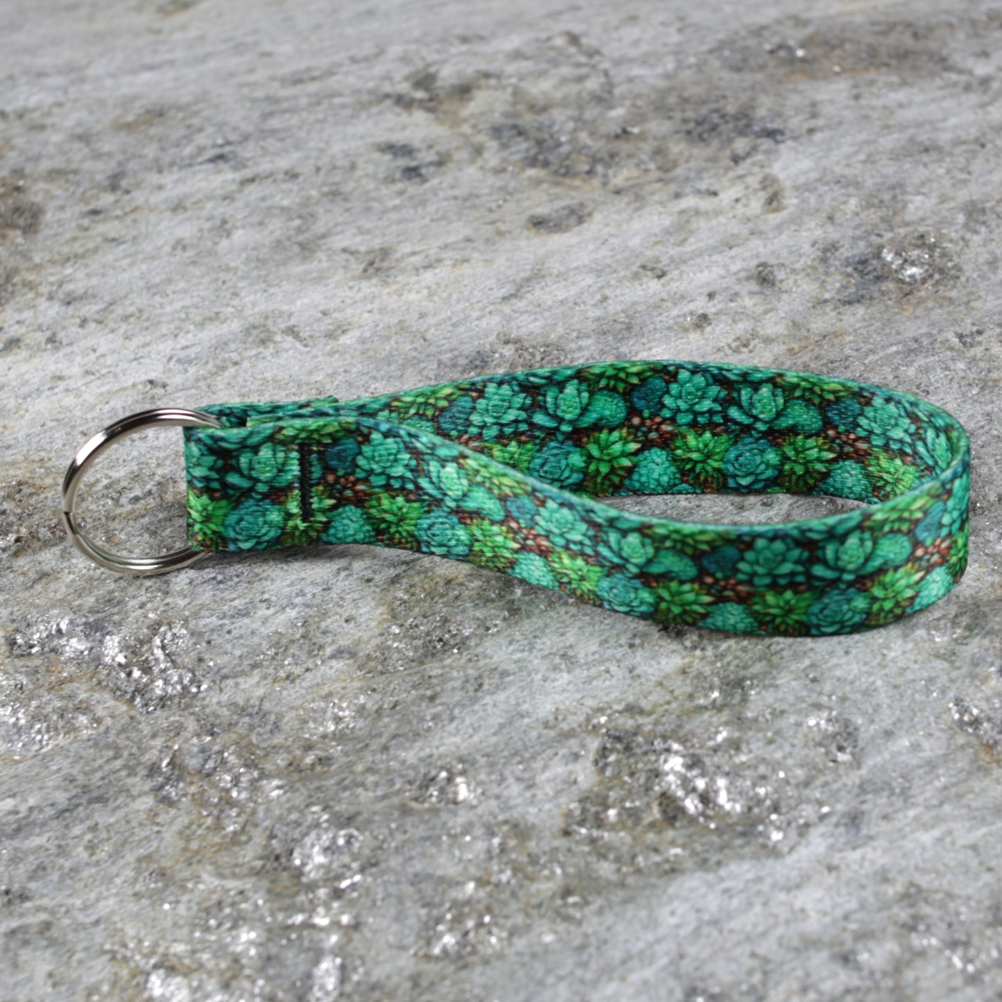 Floral Keychain Wristlet – Bright, Stylish Wrist Strap for Keys & Bags