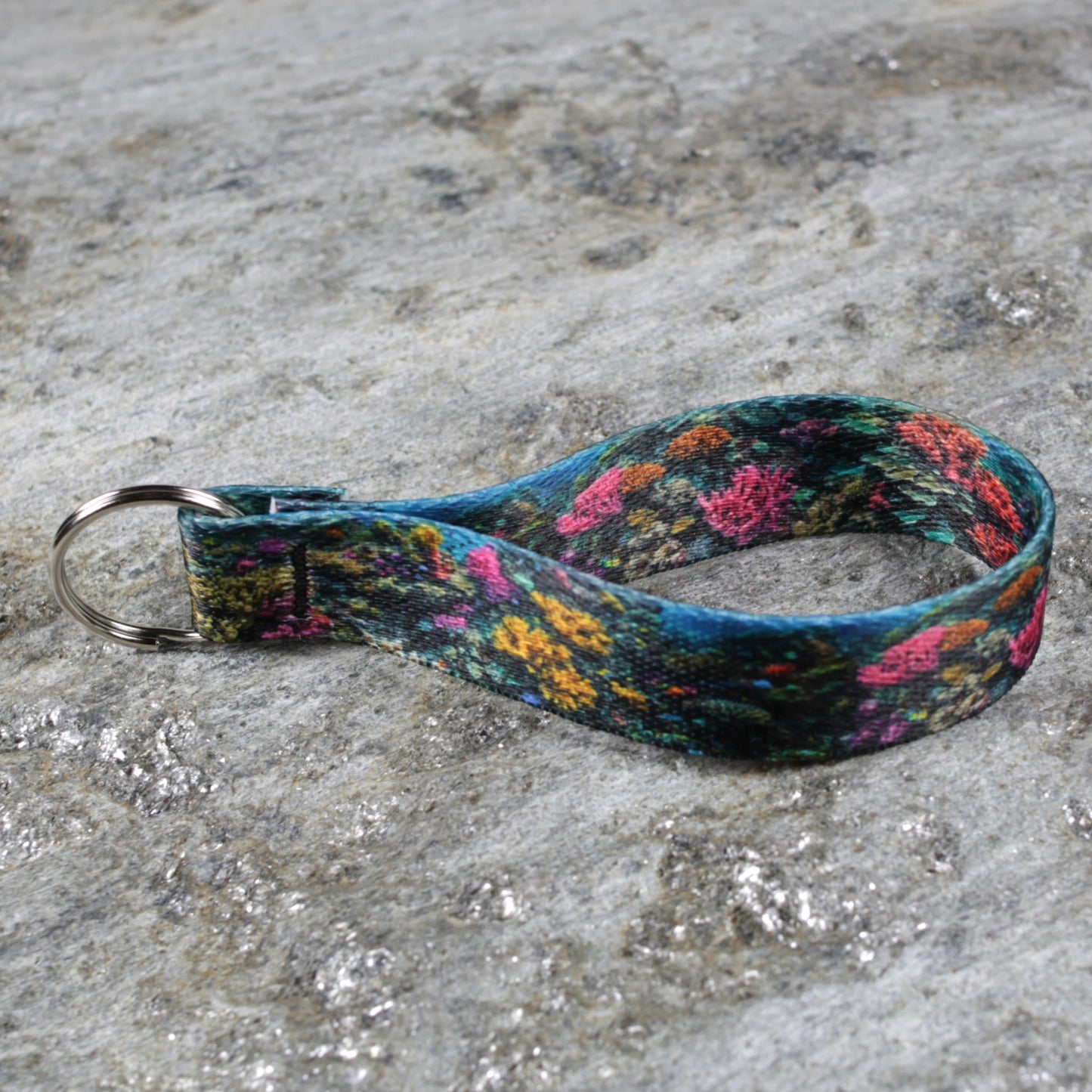 Nature Inspired Keychain Wristlet – Outdoor Style Key Wrist Strap for Keys & Bags