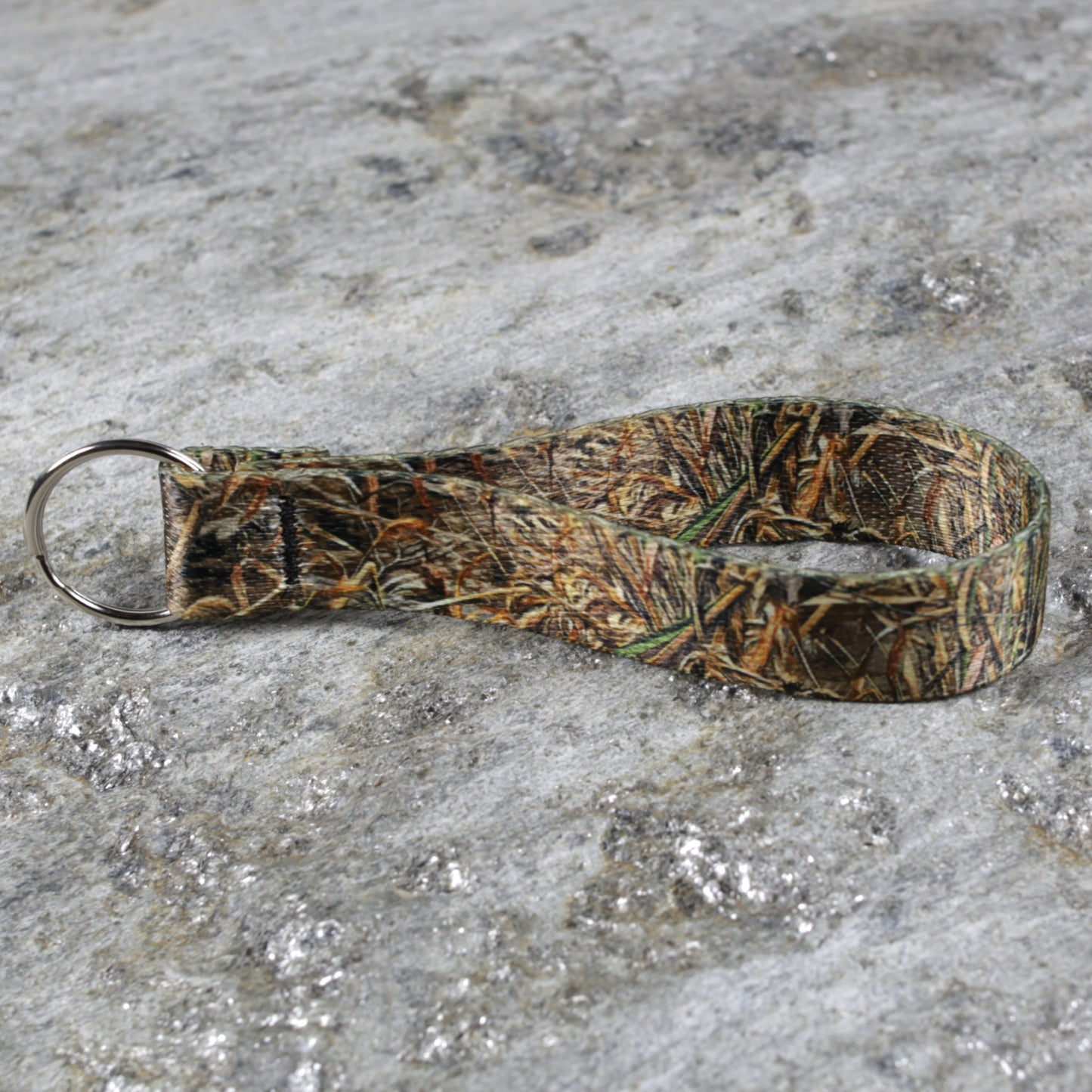 Camo Keychain Wristlet – Rugged Style Wrist Strap for Keys & Bags