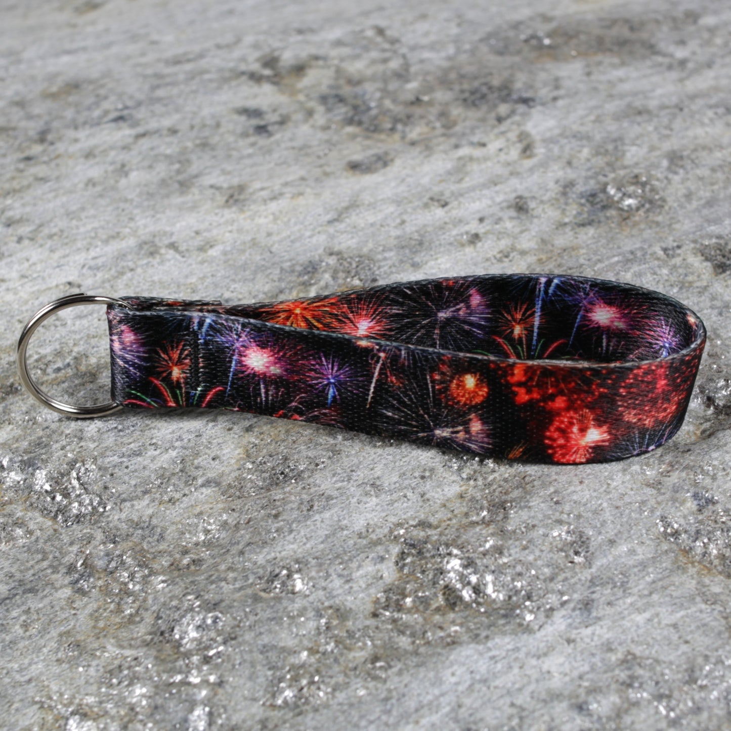 Patriotic American Keychains – Red, White & Blue Designs That Stand Out