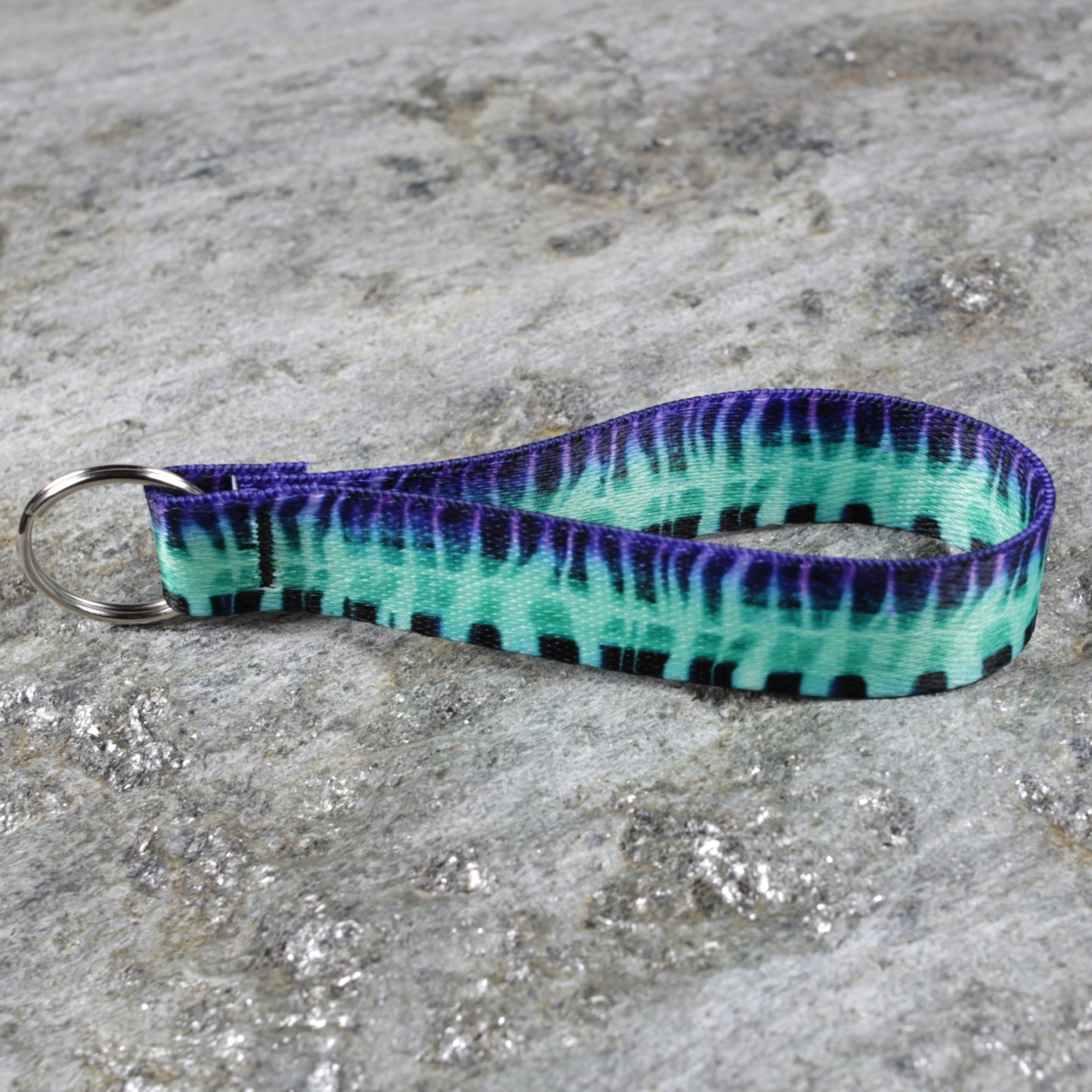 Fish Inspired Keychain Wristlet – Fun Fishing Style Wrist Strap for Keys & Bags