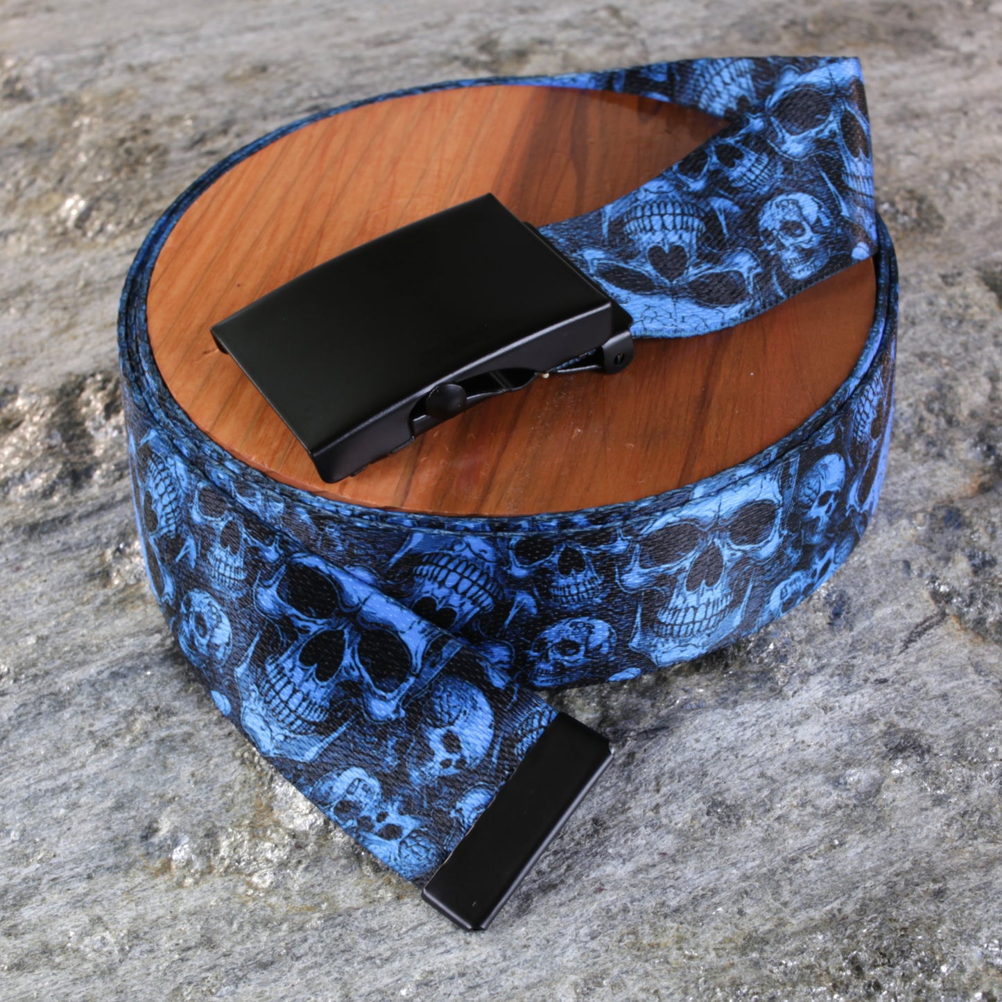1.5" Skulls Belt – Horror Fashion, Goth Goals