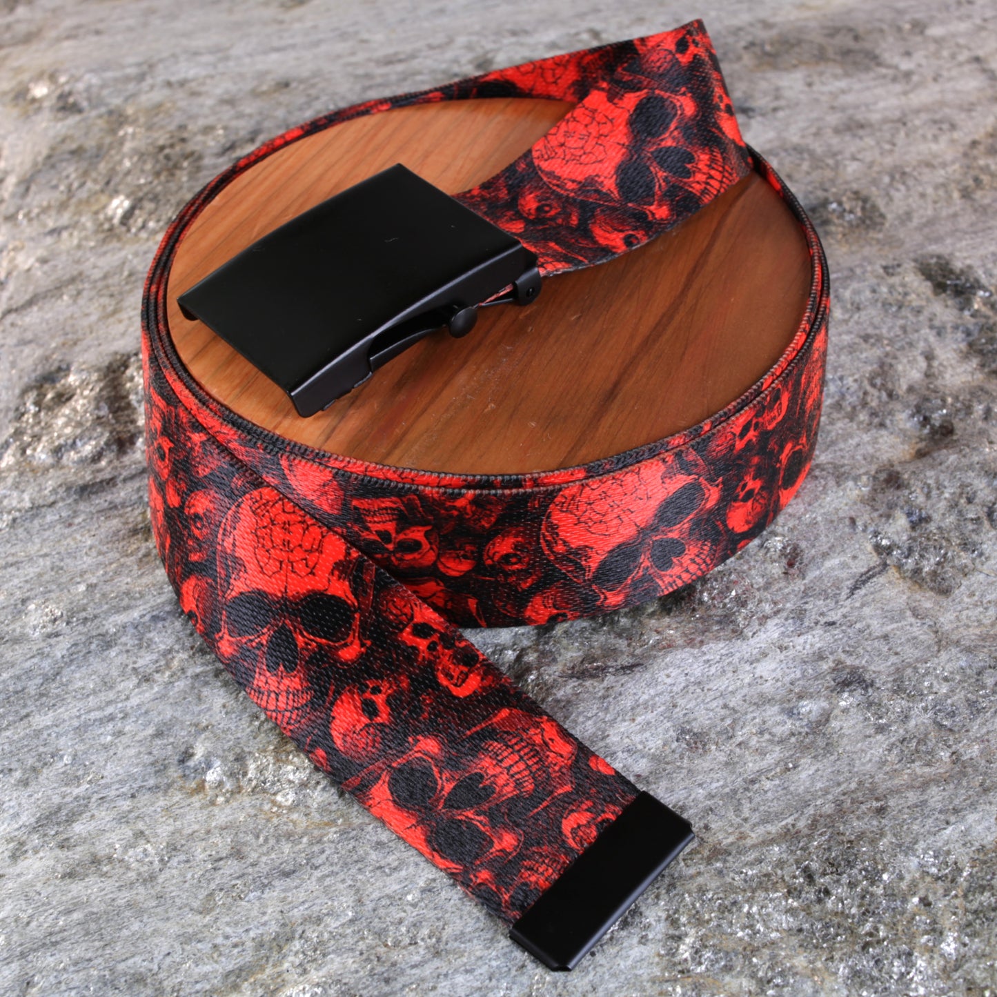 1.5" Skulls Belt – Horror Fashion, Goth Goals